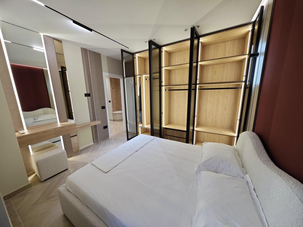 Qera Super Apartamenti 1+1. Durres, Qender
