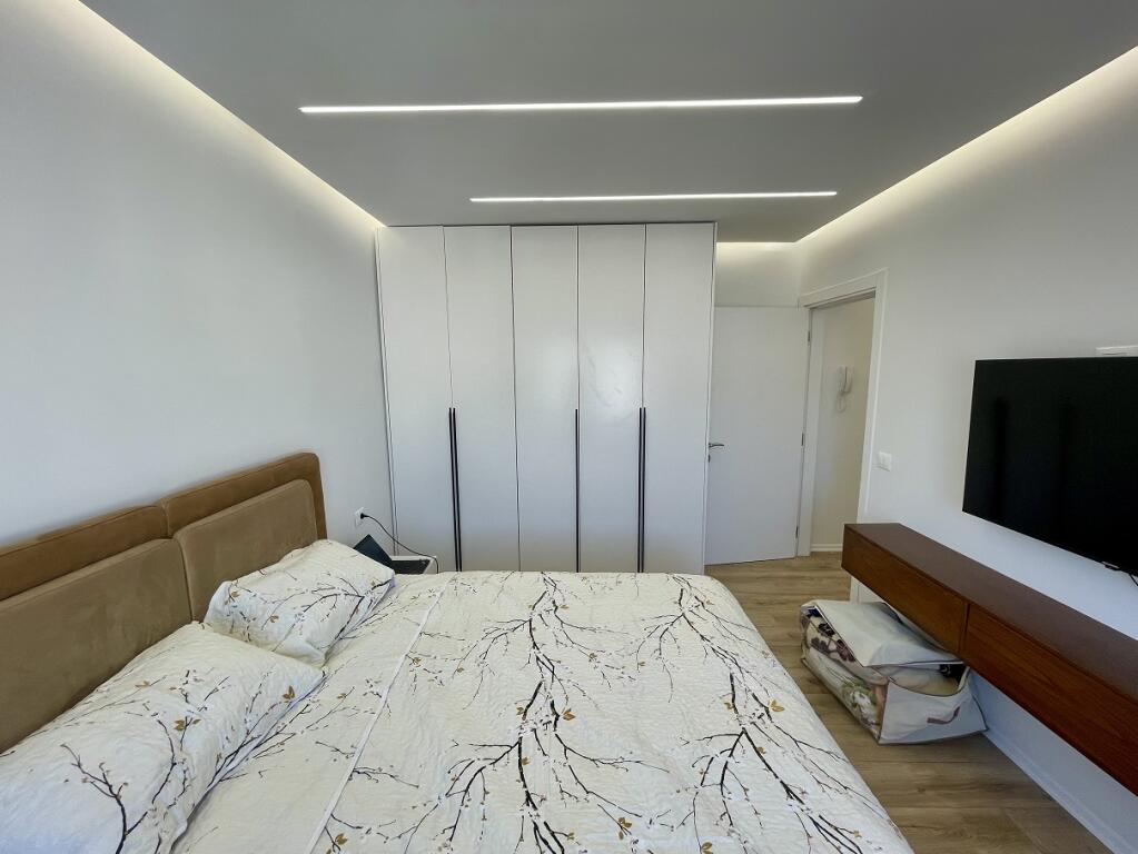 SHITET apartament 1+1+verandë tek Rezidenca "Kodra e Diellit"