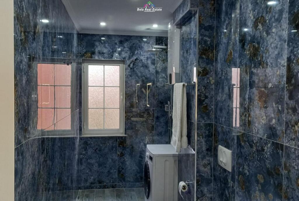 Apartament me Qera 1+1 ne Bllok (ID B210480) Tirane