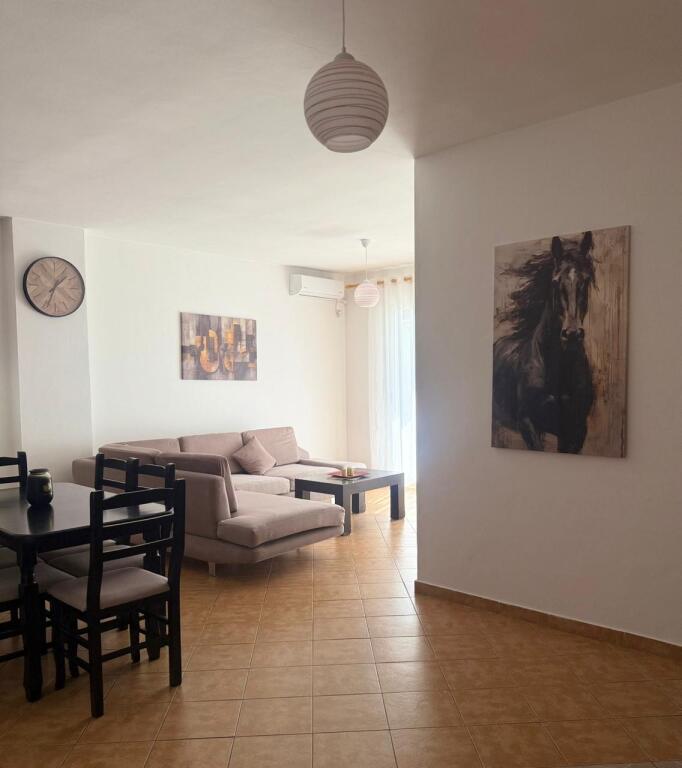 Apartment 2+1 for rent in Astir