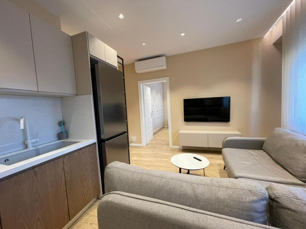 Me Qira Apartament 1+1 – Rruga Qemal Stafa