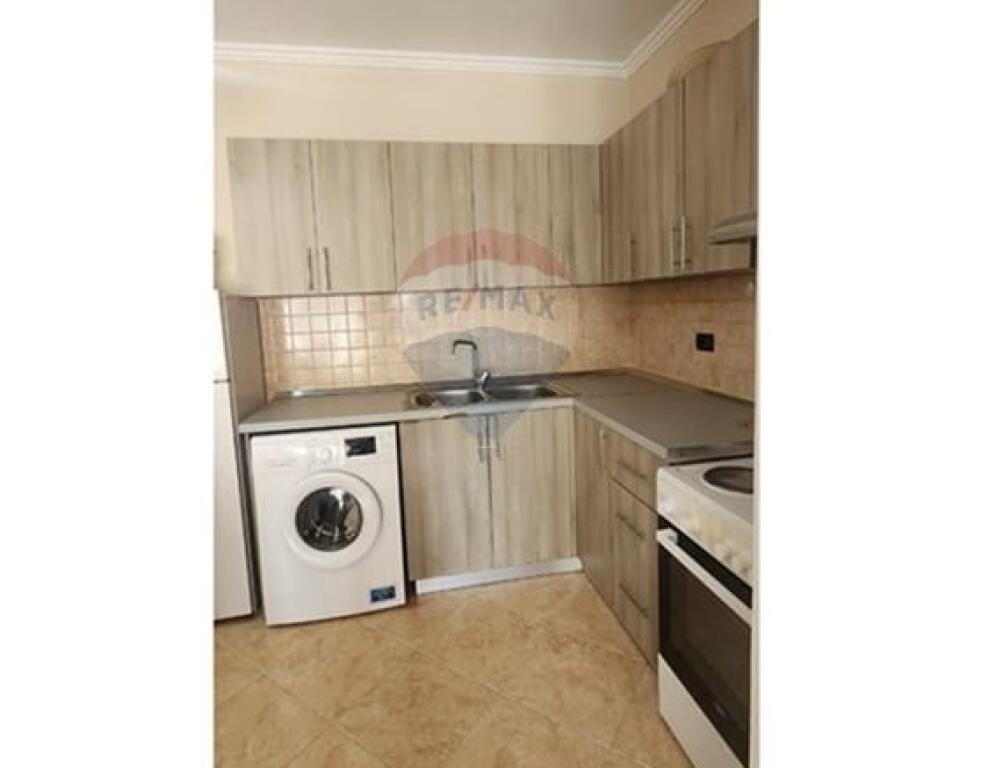 Jepet me qira apartament 1+1 ne Bllok