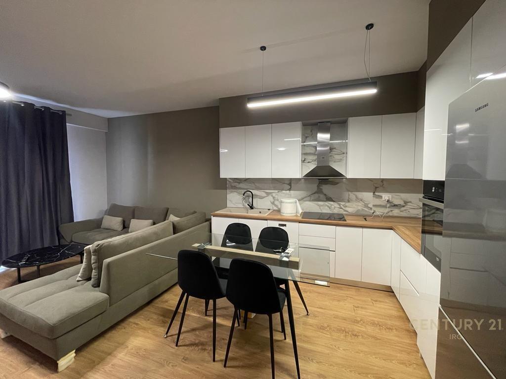 For rent 2+1 apartment with parking space at Halili Complex!