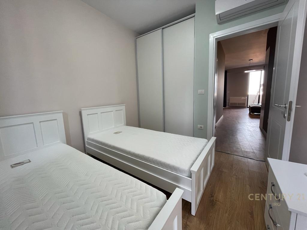 For rent 2+1 apartment with parking space at Halili Complex!