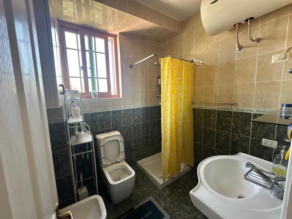 Shitet apartament 1+1 ne golem
