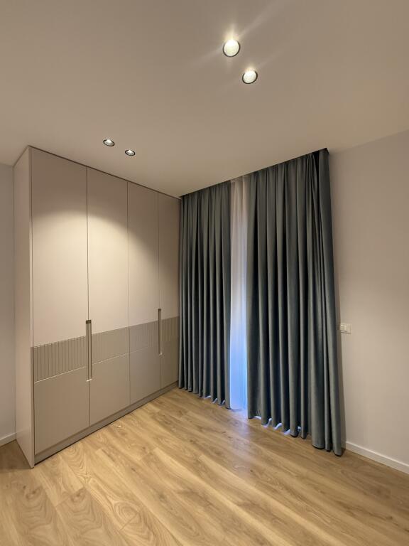 Apartment 2+1+2 with parking space on "5 Maji" street Tirana