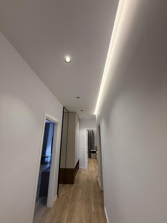 Apartment 2+1+2 with parking space on "5 Maji" street Tirana