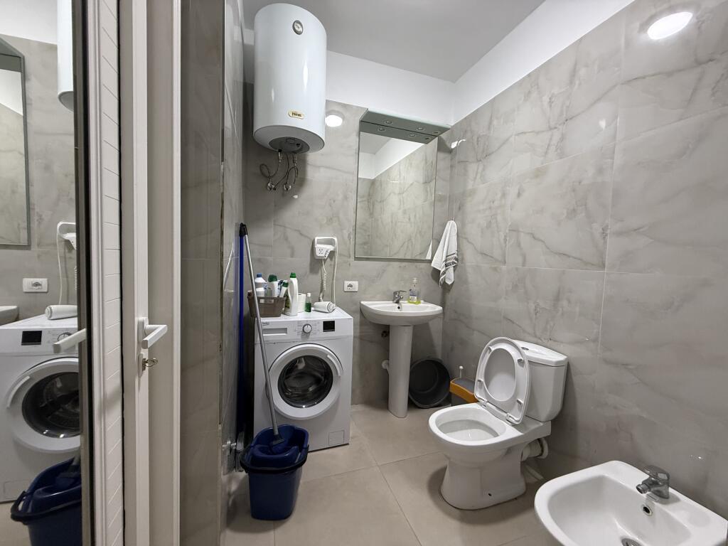 Apartment 2+1 for rent on Iliria beach