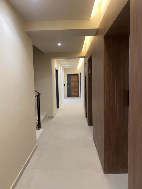 Office Rental Division - Myslym Shyre.