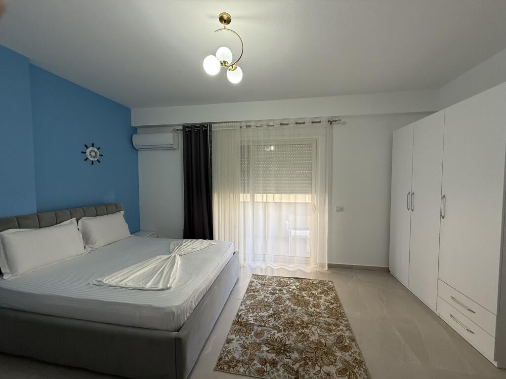 Apartment 2+1 for rent on Iliria beach