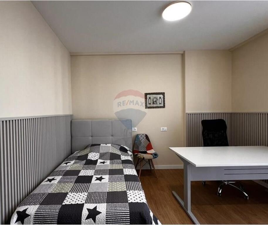 Apartment 2+1+2 For Rent - Qemal Stafa Street