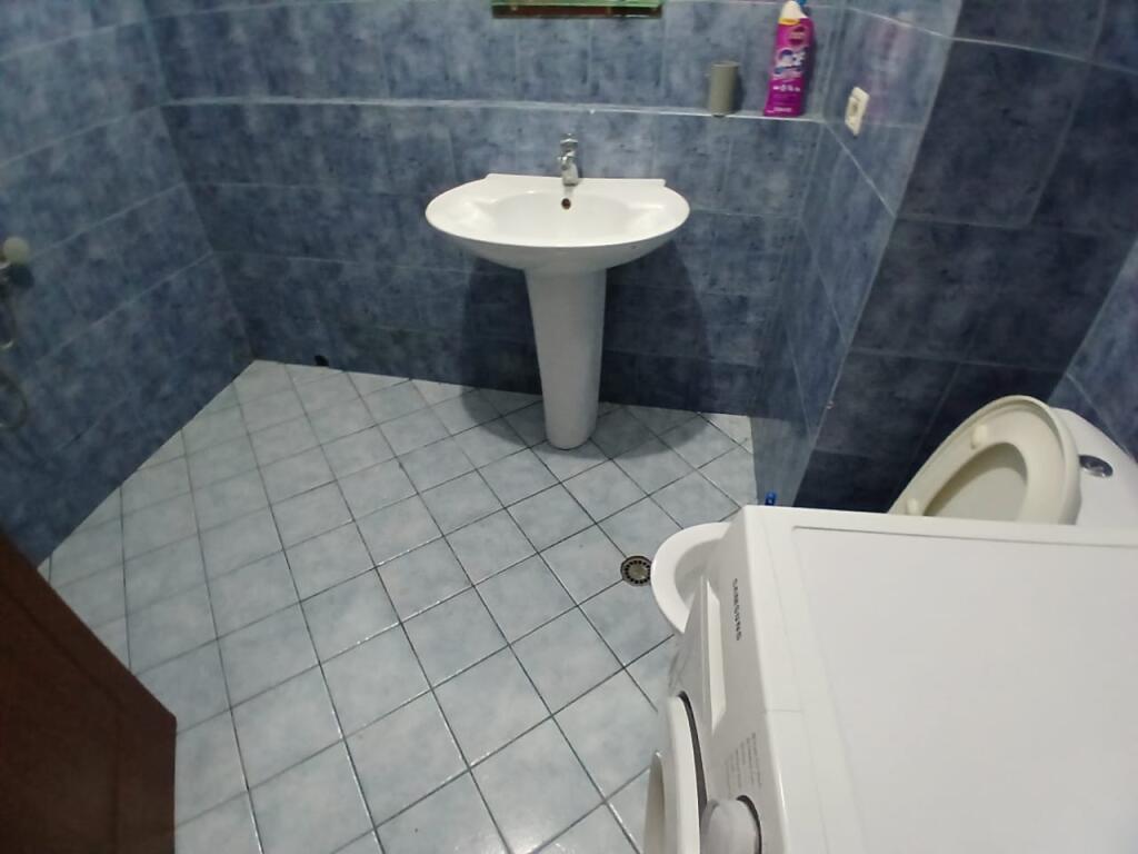 Jepet Me Qera Apartament 2+1+1 Ballkon