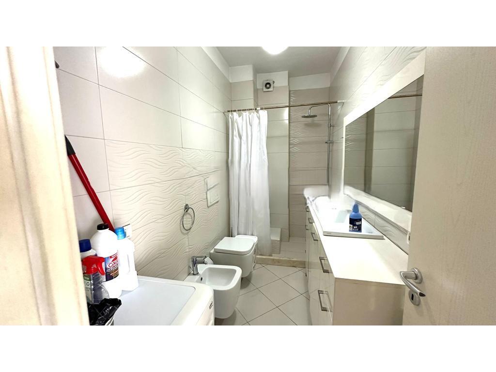 Apartament 2+1 per Qira ne Laprake! 550 € /Muaj