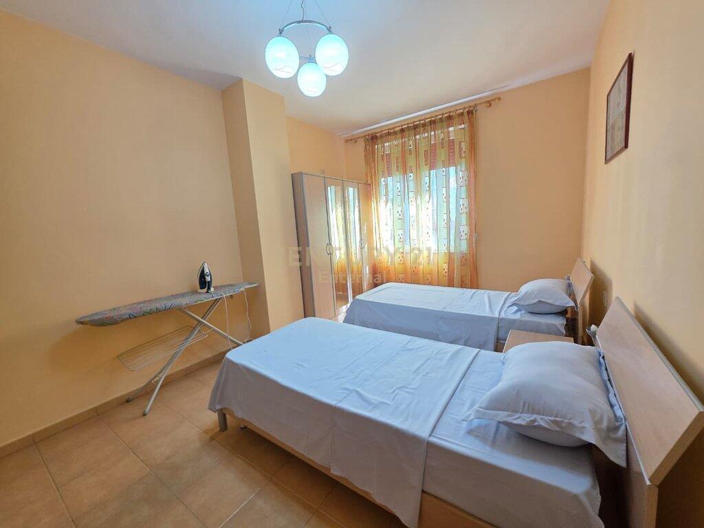 Apartament 2+1 per Qira