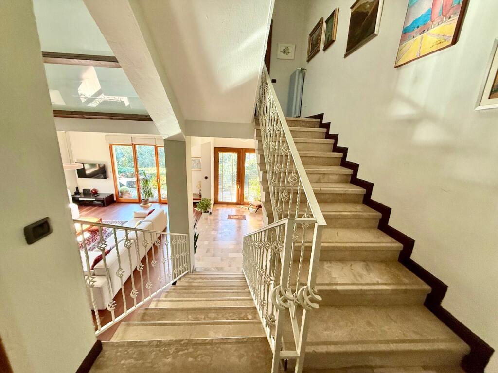 Modern villa for rent near Farka Lake