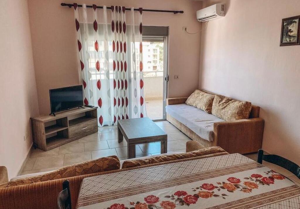 Jepet me Qera Apartament 1+1 Sarande