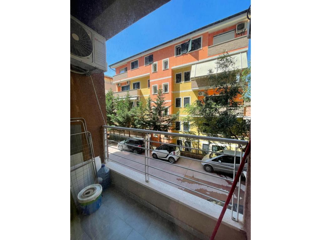 FOR RENT 2+1 NEAR THE DRY LAKE!