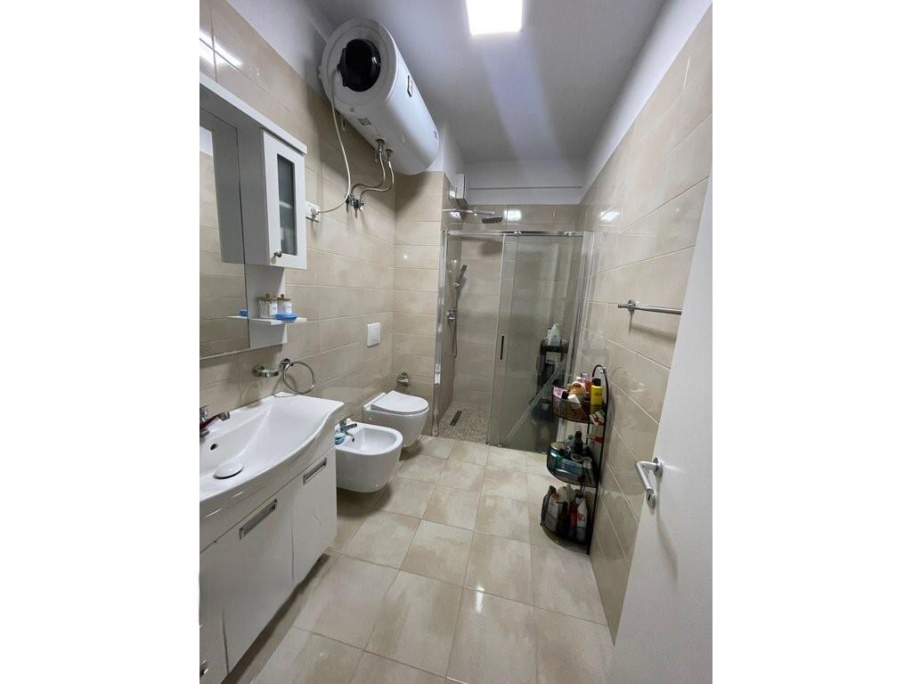 Apartament 2+1 PER SHITJE tek Unaza e Re, kompleksi Green City! 217,000 €