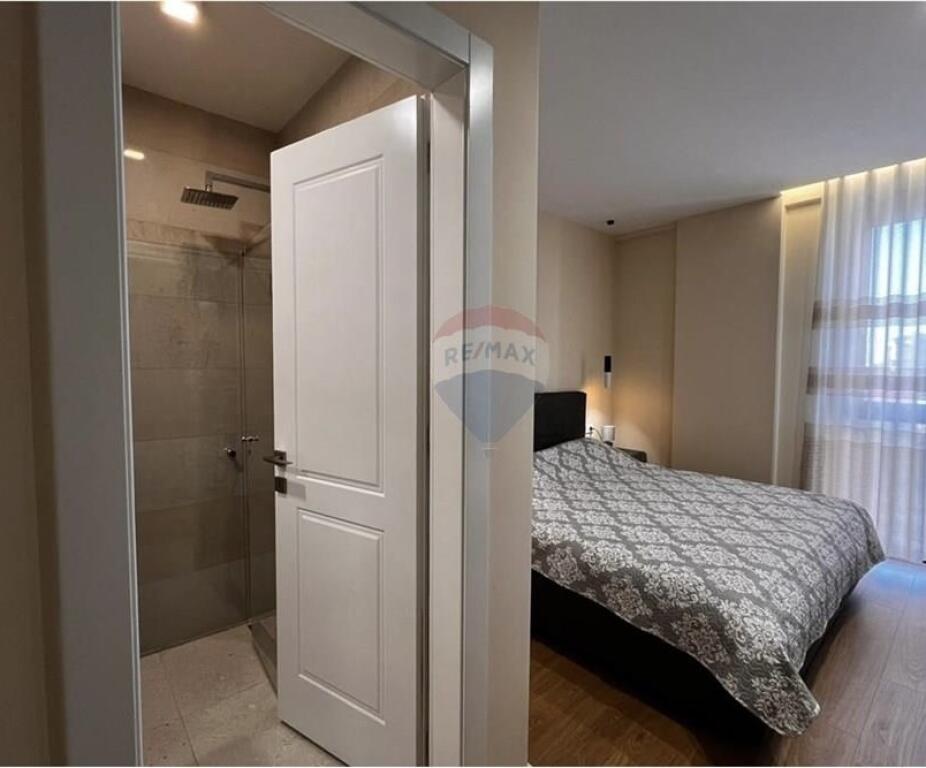 Apartment 2+1+2 For Rent - Qemal Stafa Street