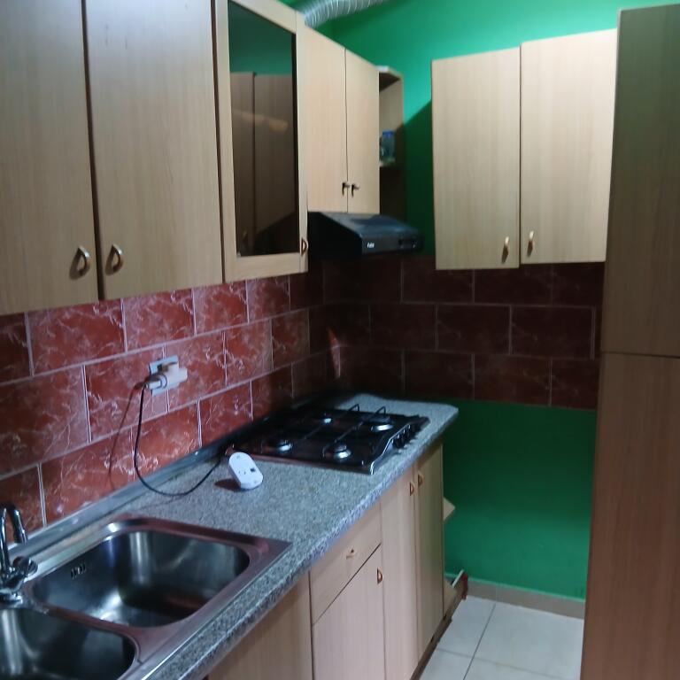Garsoniere me qera kati 2