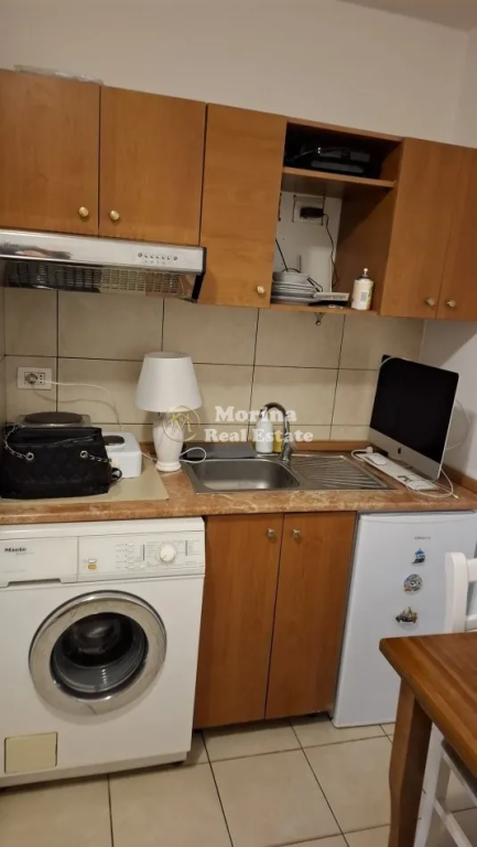 Qera, Garsoniere, 21 Dhjetori, 300 euro/muaj