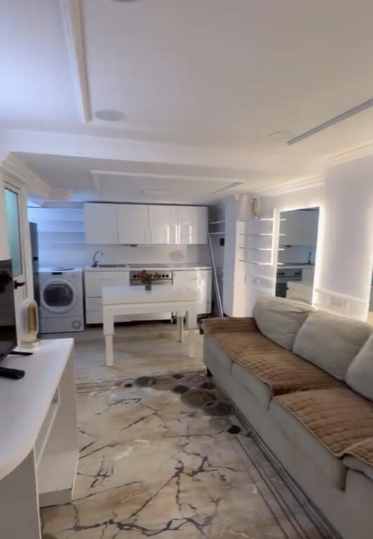 Apartament 1+1 (dubleks) ne Bllok!