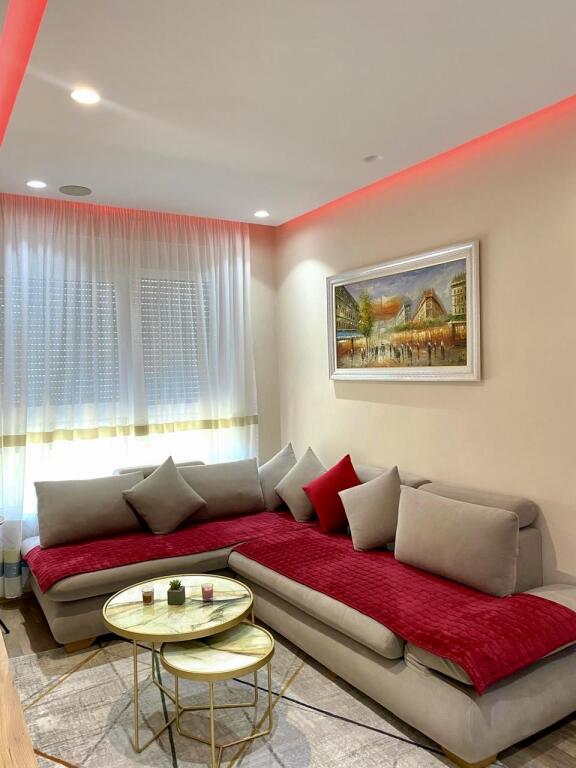 For rent 2+1 in the Mangalem Complex