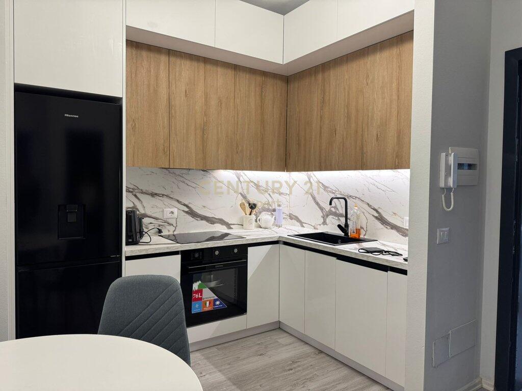 JEPET ME QIRA APARTAMENT 1+1 – RRUGA RIZA CEROVA