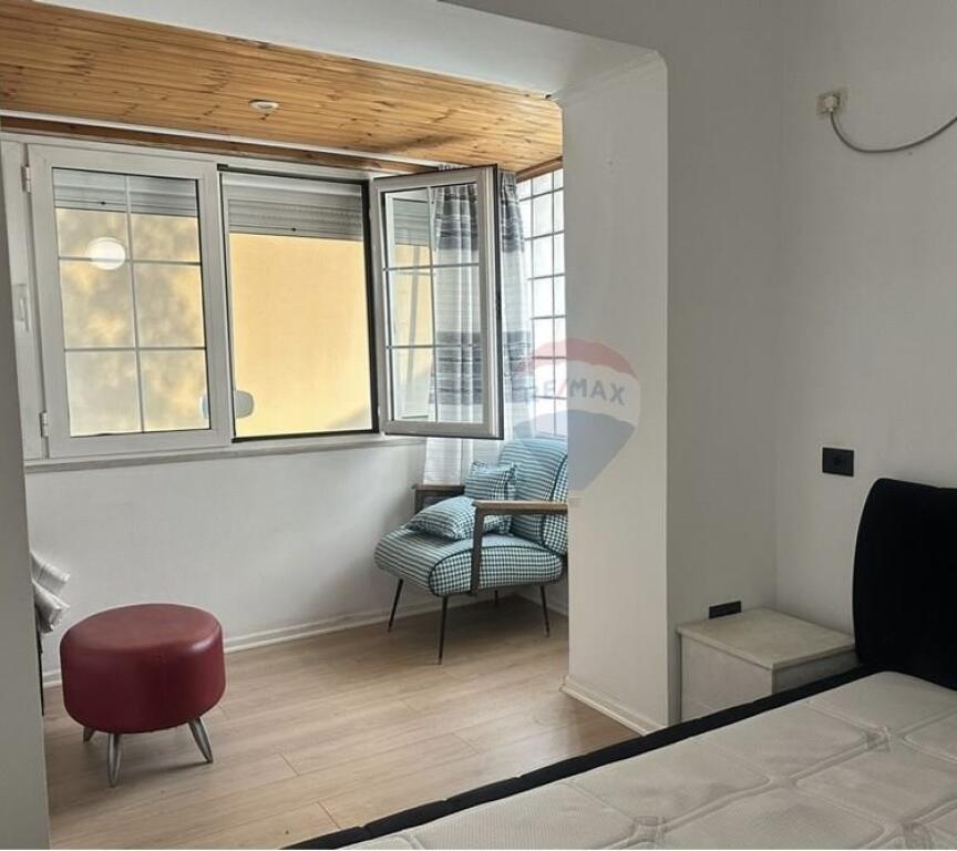 Apartment 1+1 for rent in Bllok