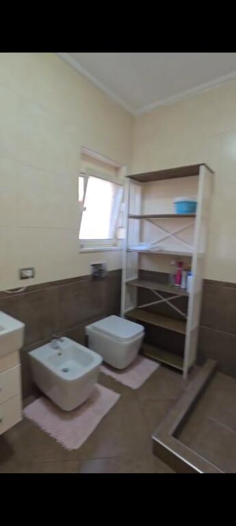 Apartament 1+1, xhamlliku