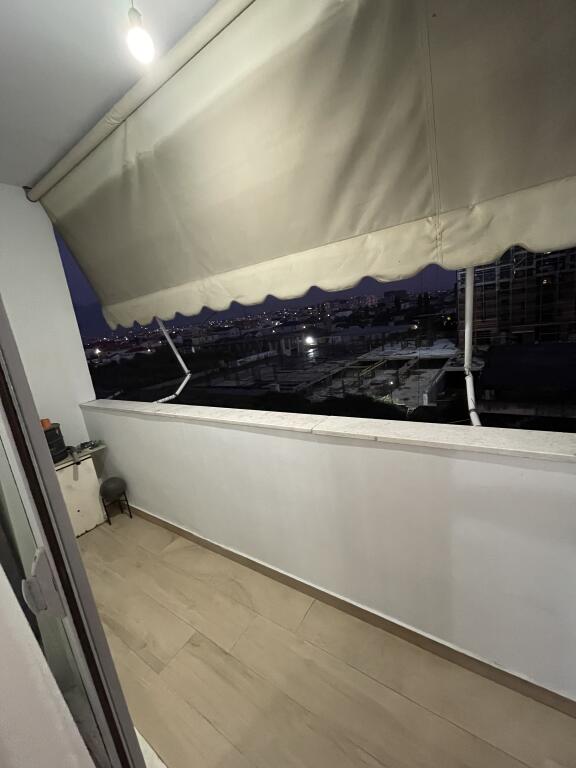 Jepet me qera apartament 2+1+2 Kamez tek Ulliri