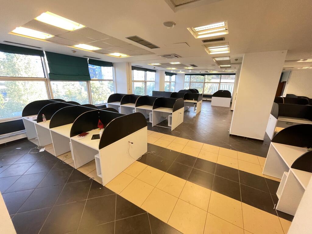 Jepet ambient zyrash pe qira,Ministria e Puneve te Jashtme
