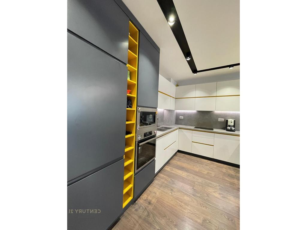 In affitto, appartamento di lusso 2+1+2, Complesso Tower Bridge 3 in Via Dibra