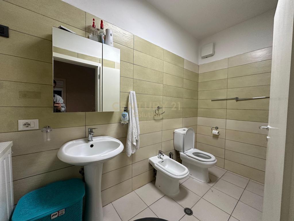 APARTAMENT 2+1+2 TUALETE + 2 BALLKONE PER QIRA! 600 € /Muaj