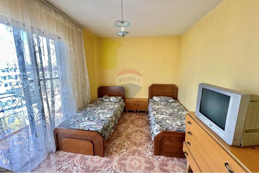 Apartament ne shitje, 2+1 ne Durres, Plazh!