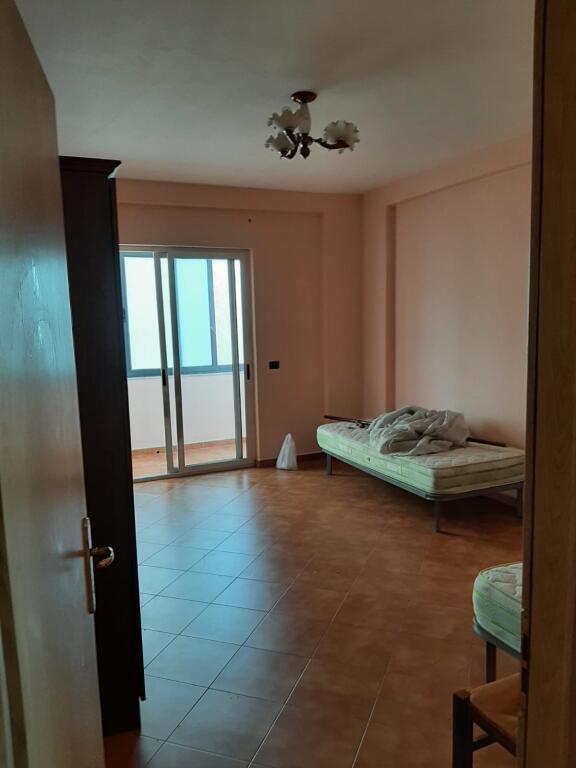 Apartament 2+1 tek Rruga e Elbasanit
