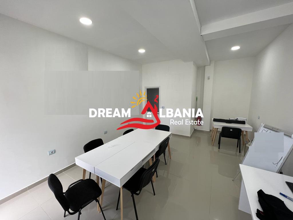 Shop for sale in Vasil Shanto near “Ish Diplomatit” in Tirana (ID 4171403)