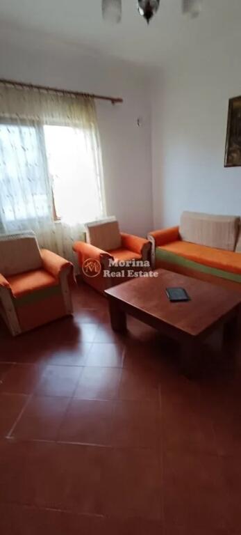 Qera Hyrje Private 3+1+2+Parkim, Ali Demi-Poligrafiku , 500 Euro/Muaj