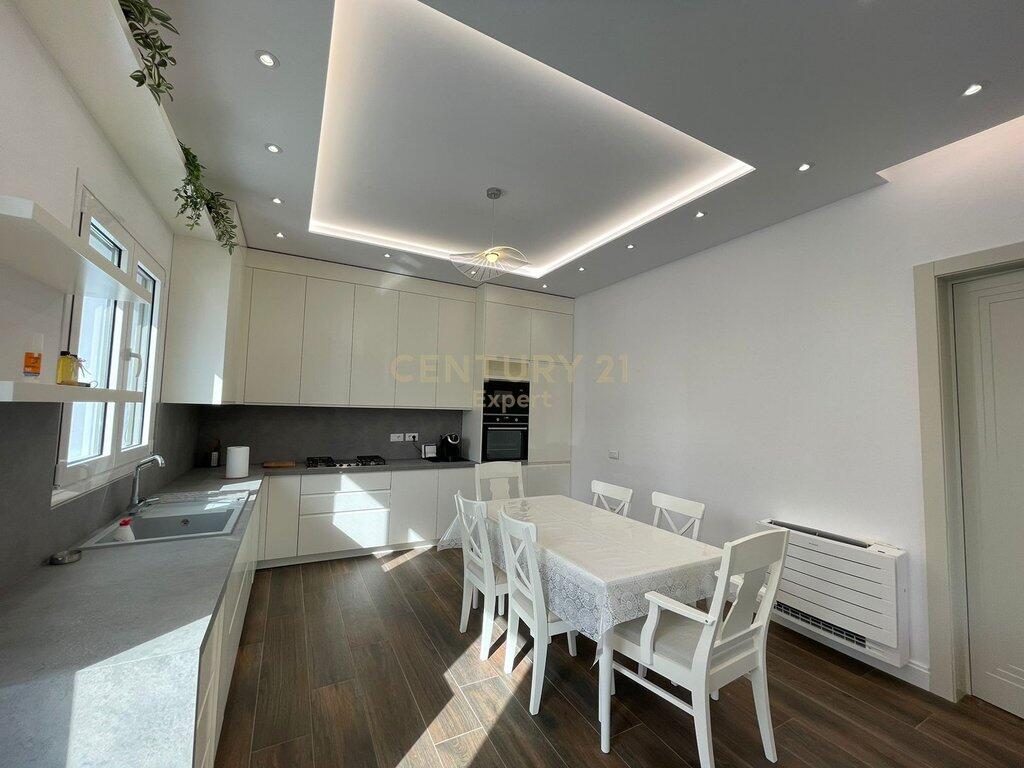 🏡 Jepet me qira vilë individuale luksoze në Mullet!