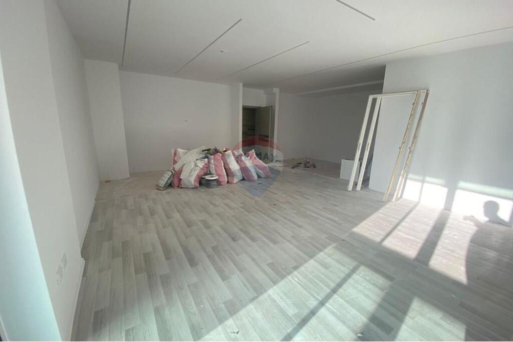 APARTAMENT 2+1 PER SHITJE TEK AMBASADOR 3
