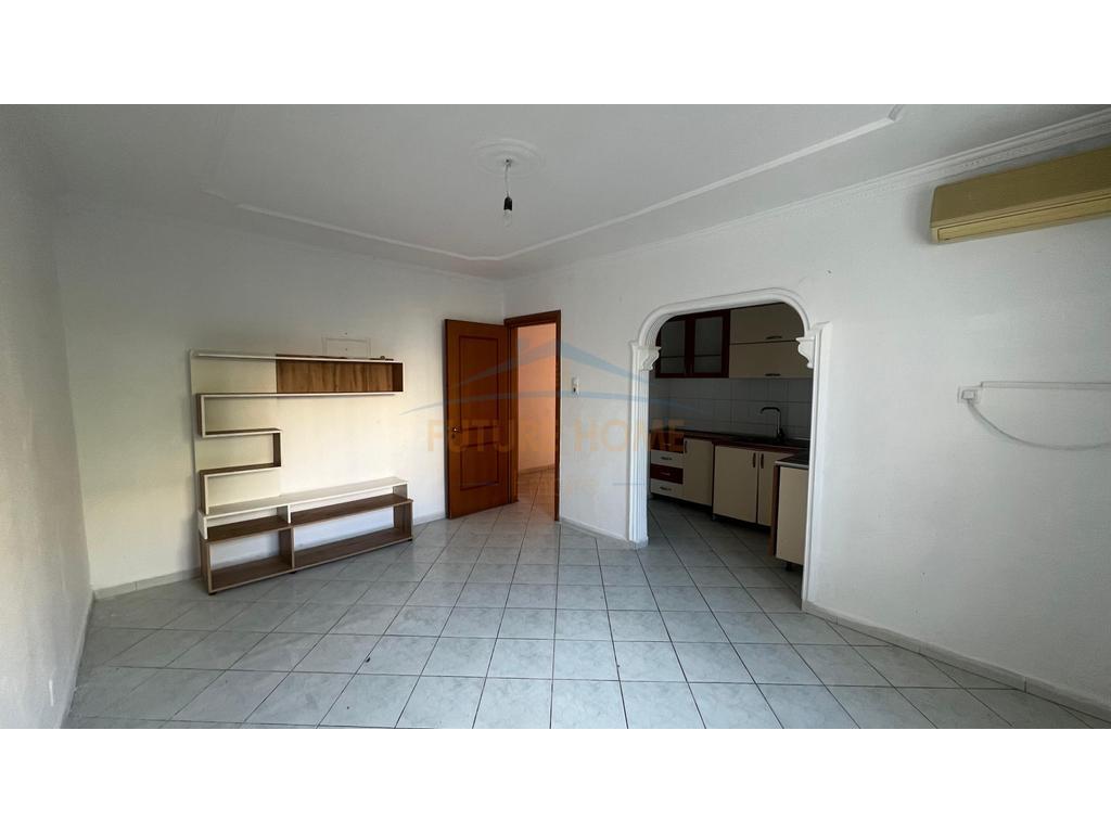 Shitje, Apartament 1+1, prane Nisherakut