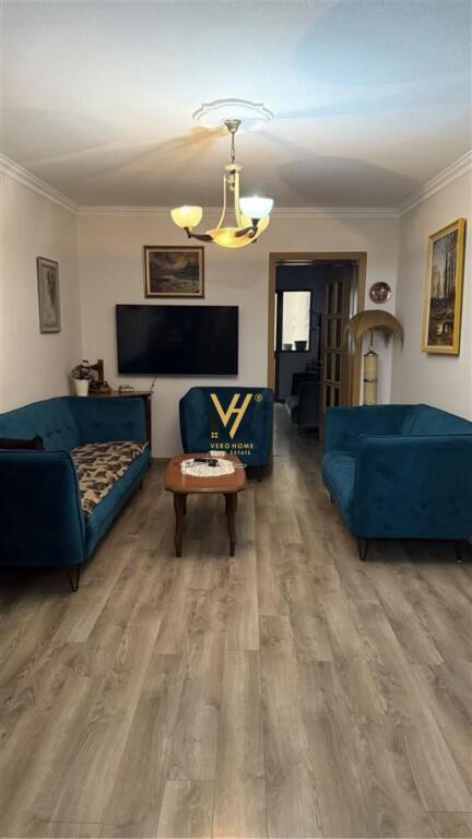 JEPET APARTAMENT 2+1 ME QERA TE GJYKATA, ISH EKSPOZITA 65.000 LEKE