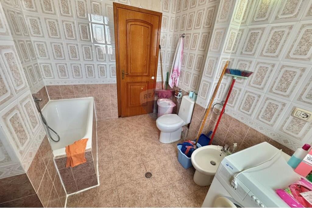 Apartament ne shitje, 2+1 ne Durres, Plazh!