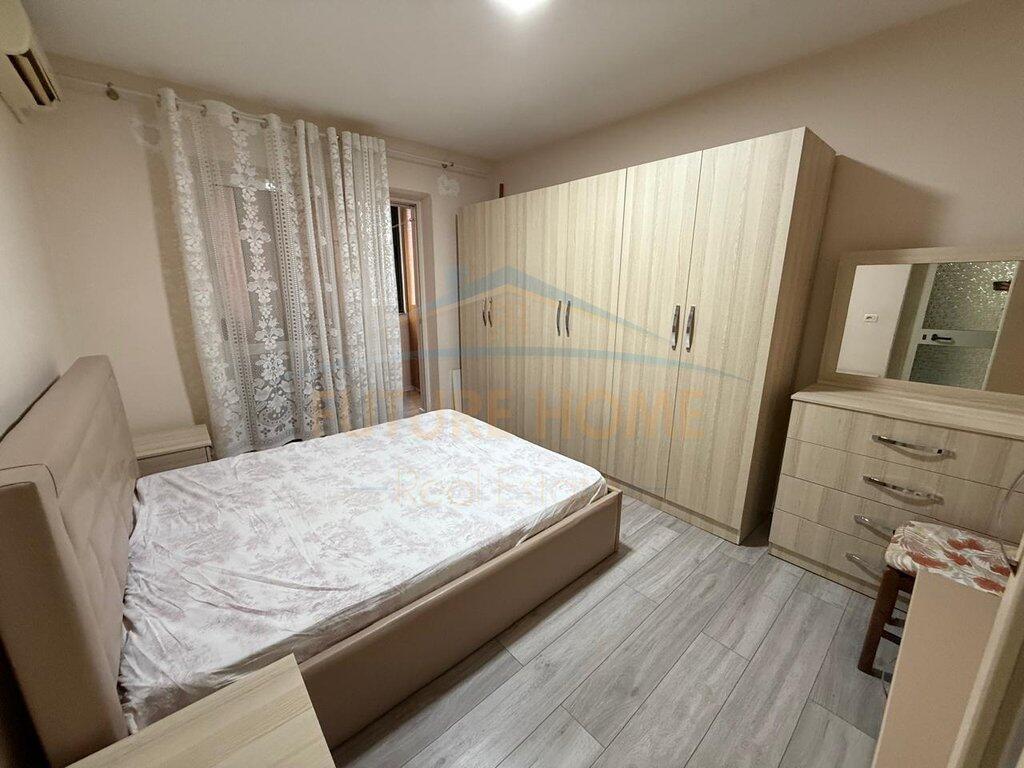 Shitet, Apartament 1+1, Myslym Shyri