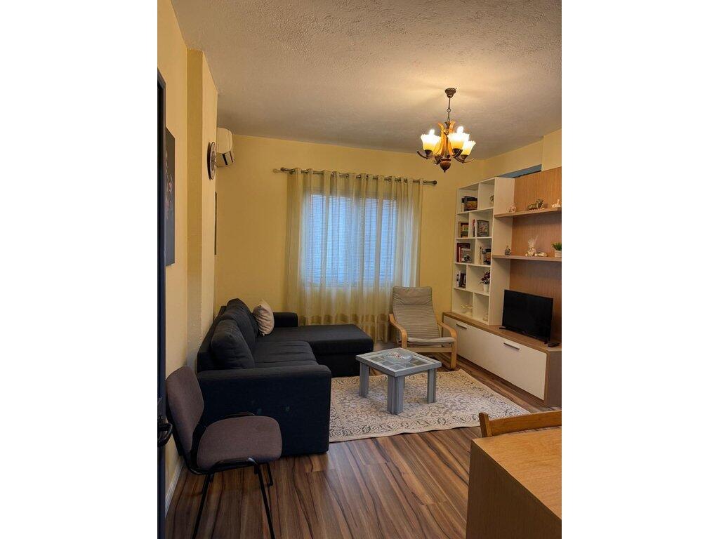 Shitet Studio Apartament 48 m² (Mundësi Konvertimi Në 1+1) – Rruga Ndre Mjeda, Tiranë