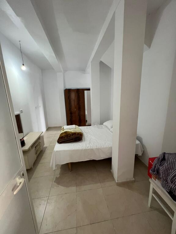 APARTAMENT ME QERA 1+1