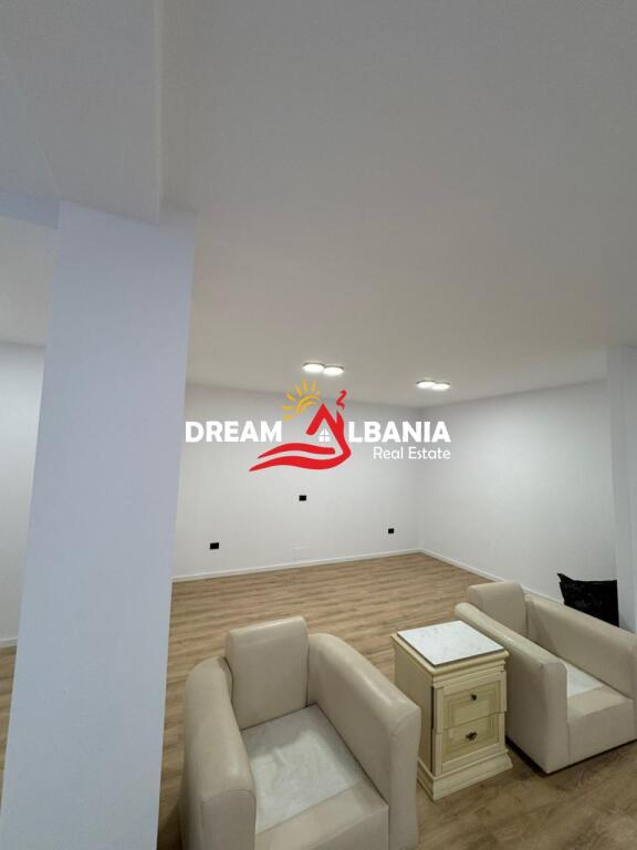 Ambient Komercial/ZYRE me qera ne Myslym Shyr, Prane “Gjykates se Larte”– Tirane (ID 42611365)
