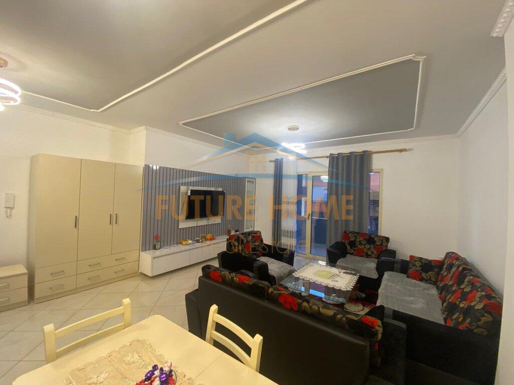 Qera, Apartament 1+1, Spitali "Amerikan 3", Tiranë.