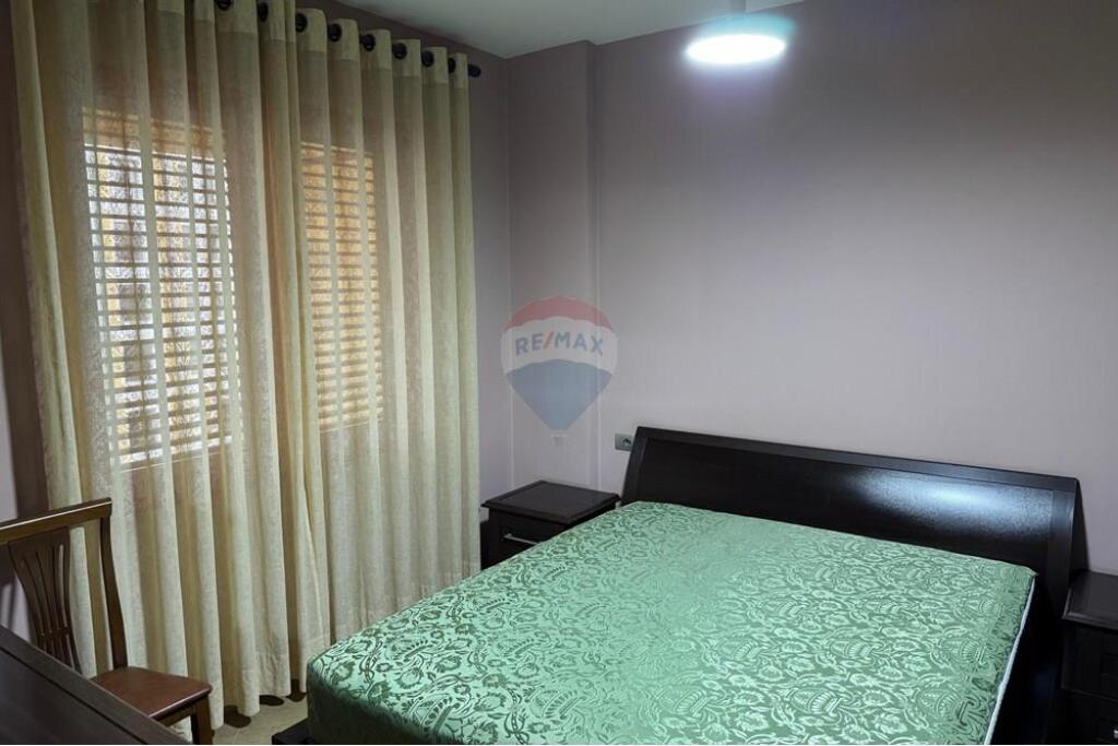 APARTAMENT 3+1+2 PER QIRA TE ZOGU I ZI