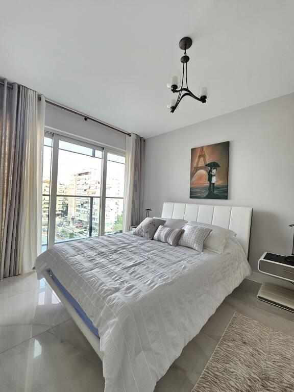 Jepet me Qira Apartament 2+1 + Post Parkimi + gardorobe– Ambasador 3 ✨çmimi 2200 euro